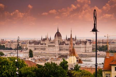 The Magnificent Hungarian Parliament Building and Its Remarkable Story